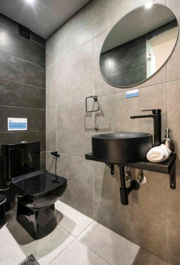 Romantic Jacuzzi Apartment Atena Exterior foto
